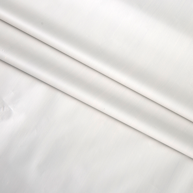 Low Breatable 2 Layer 100 ٪ Lackout TPU Film for Curtain Beige + Black Black Blackout Film